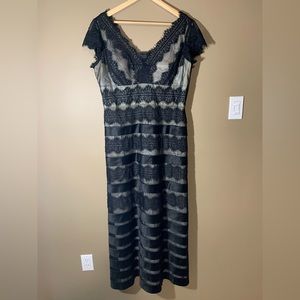 JS collection Mesh+Laces+Tiered V-neck Maxi Party Dress size 14